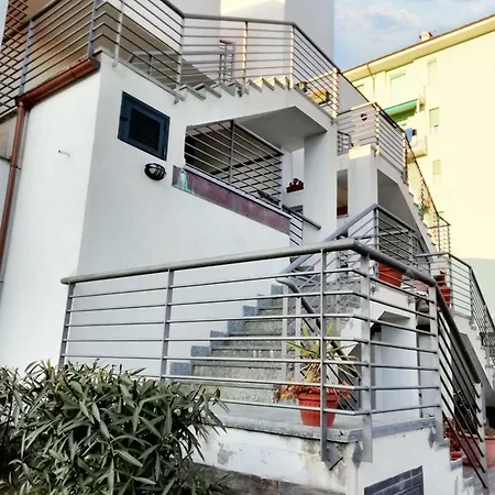Modern In Of 100 M² With Terrace Chiavari