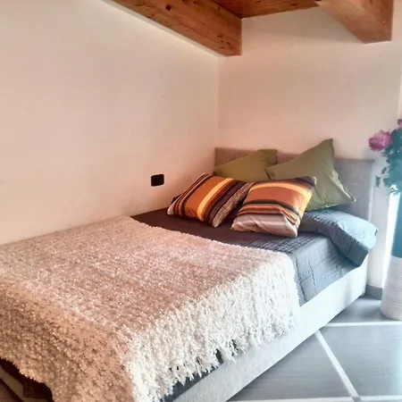 Modern In Of 100 M² With Terrace Apartment
