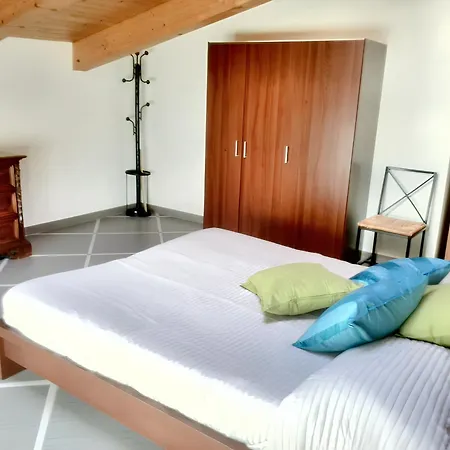 Modern In Of 100 M² With Terrace Appartement