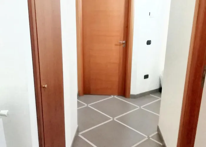 Modern In Of 100 M² With Terrace Lejlighed Chiavari